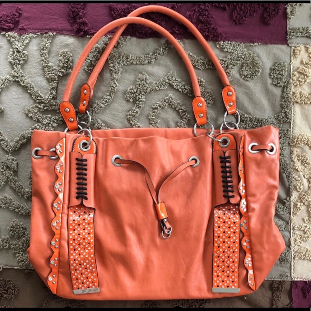 Large shoulder bag